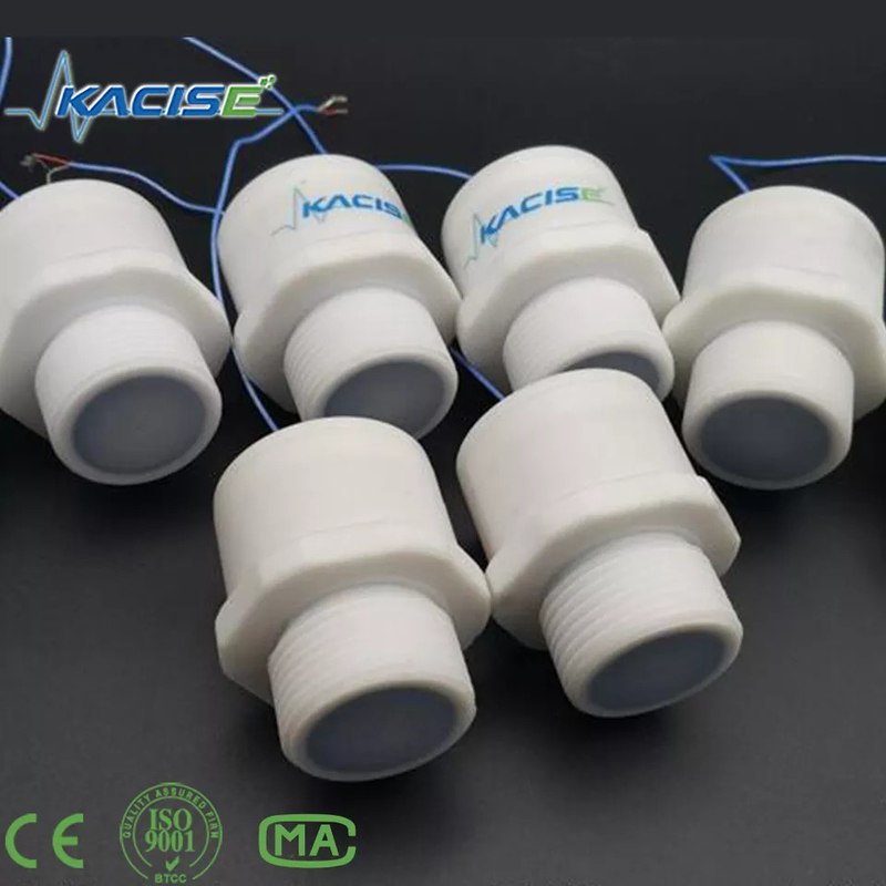 Датчик уровня воды на выходе RS485 Бассейн сточных вод PTFE Недорогой интеллектуальный ультразвуковой преобразователь 20 кГц