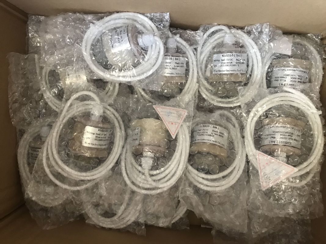 Ультразвуковой датчик уровня дальностью 3 м с выходом RS485 и корпусом из ПТФЭ для агрессивных сред