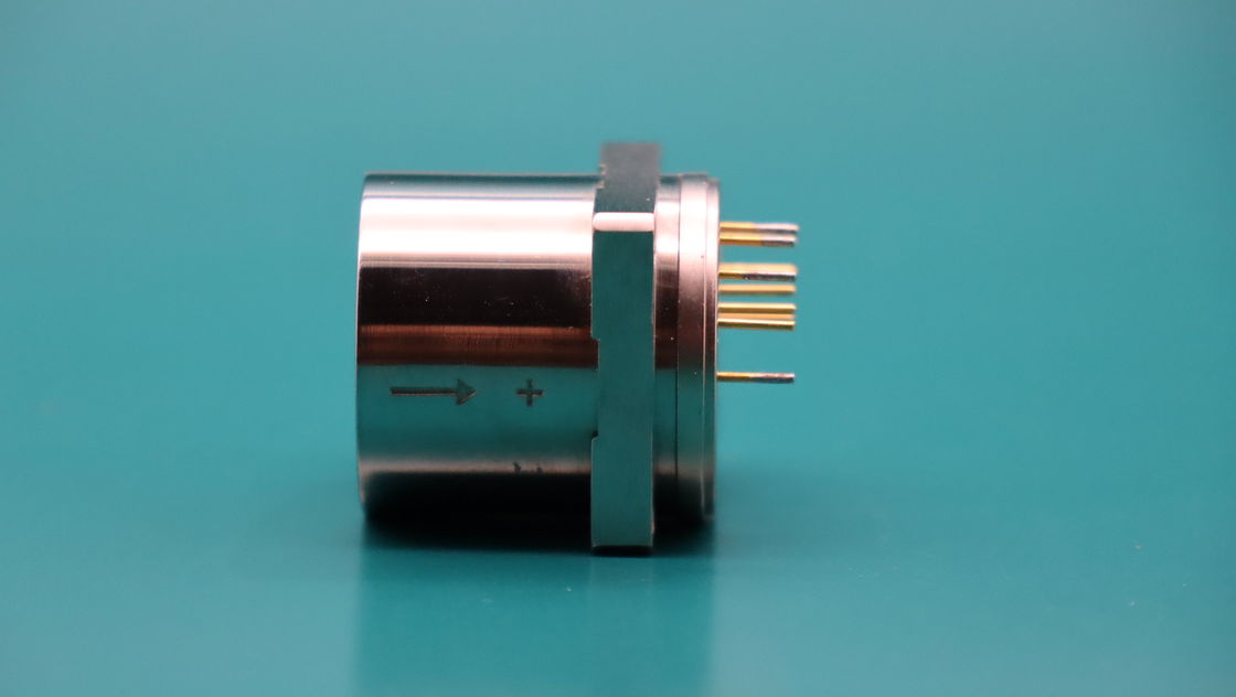 Кварцевый гибкий акселерометр с диапазоном ввода ± 20 g ≤ 5 μg порог и 15 g пиковый синус вибрации для аэрокосмической отрасли