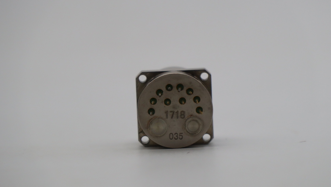 2.3 ~ 3.5mA/g Устойчивый к ударам сенсор ускорителя Температура -55°C+130°C Хранение