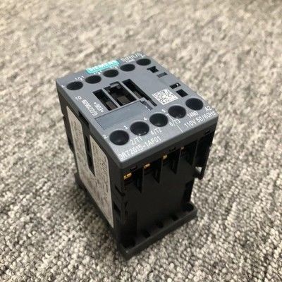 Siemens 3RT2015-1AF01 3-полюсный силовой контактор с номинальным током 7 А и напряжением катушки 110 В переменного тока